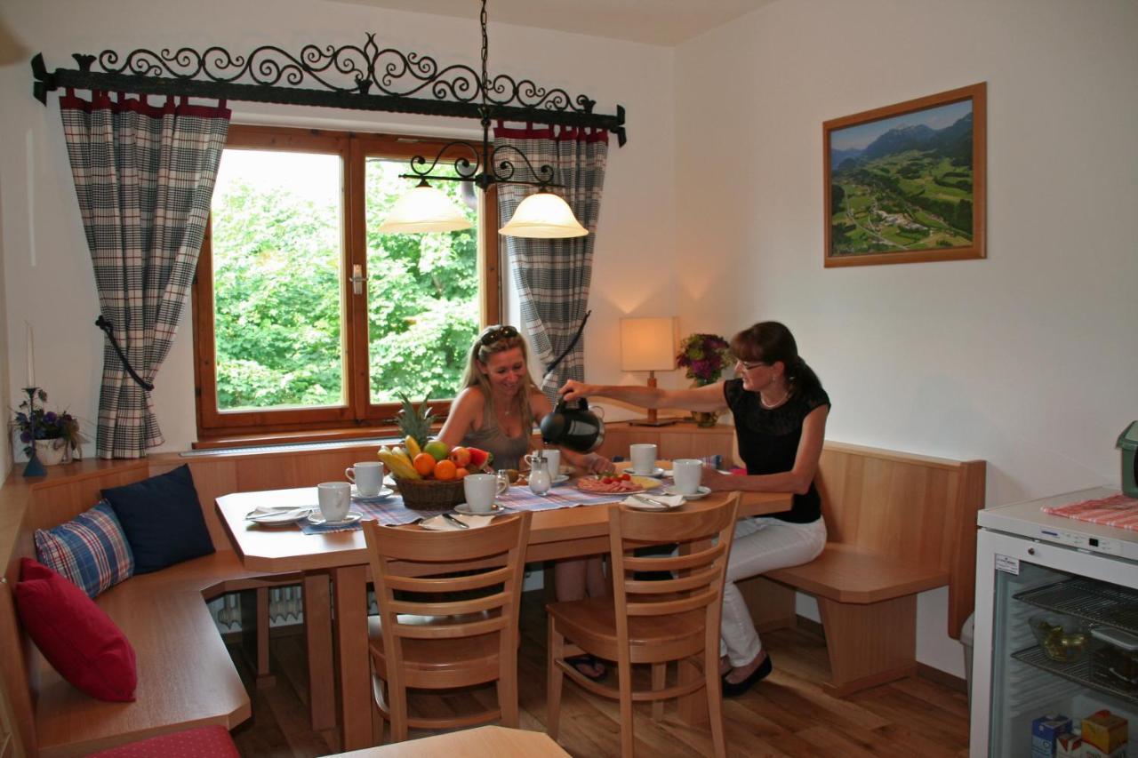 Hotel Garni Pension Zur Wacht Штробль Екстер'єр фото